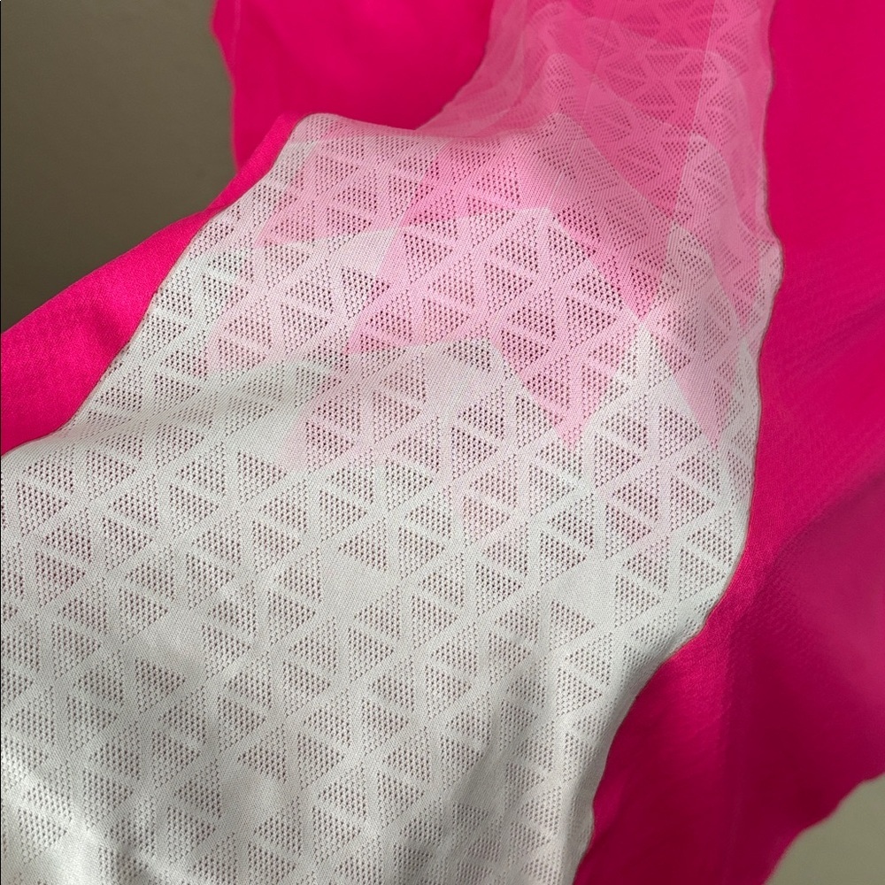 The North Face Flight Series FlashDry Technology Activewear Shirt Hot Pink XL - Picture 6 of 7